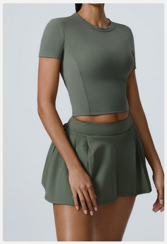 MoveEase Performance Set – High-Stretch Shirt & Skort