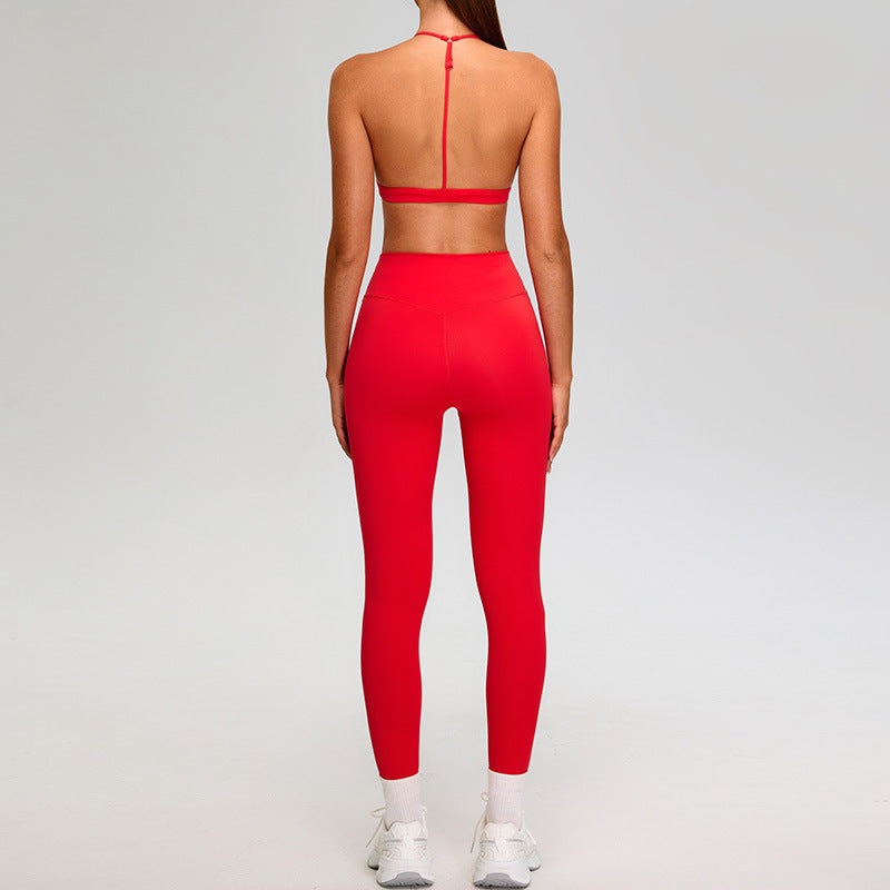 Sleek Yoga Sports Bra and High-Waisted Leggings Set