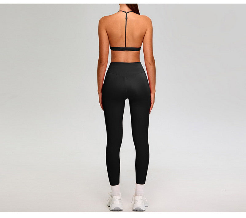 Sleek Yoga Sports Bra and High-Waisted Leggings Set