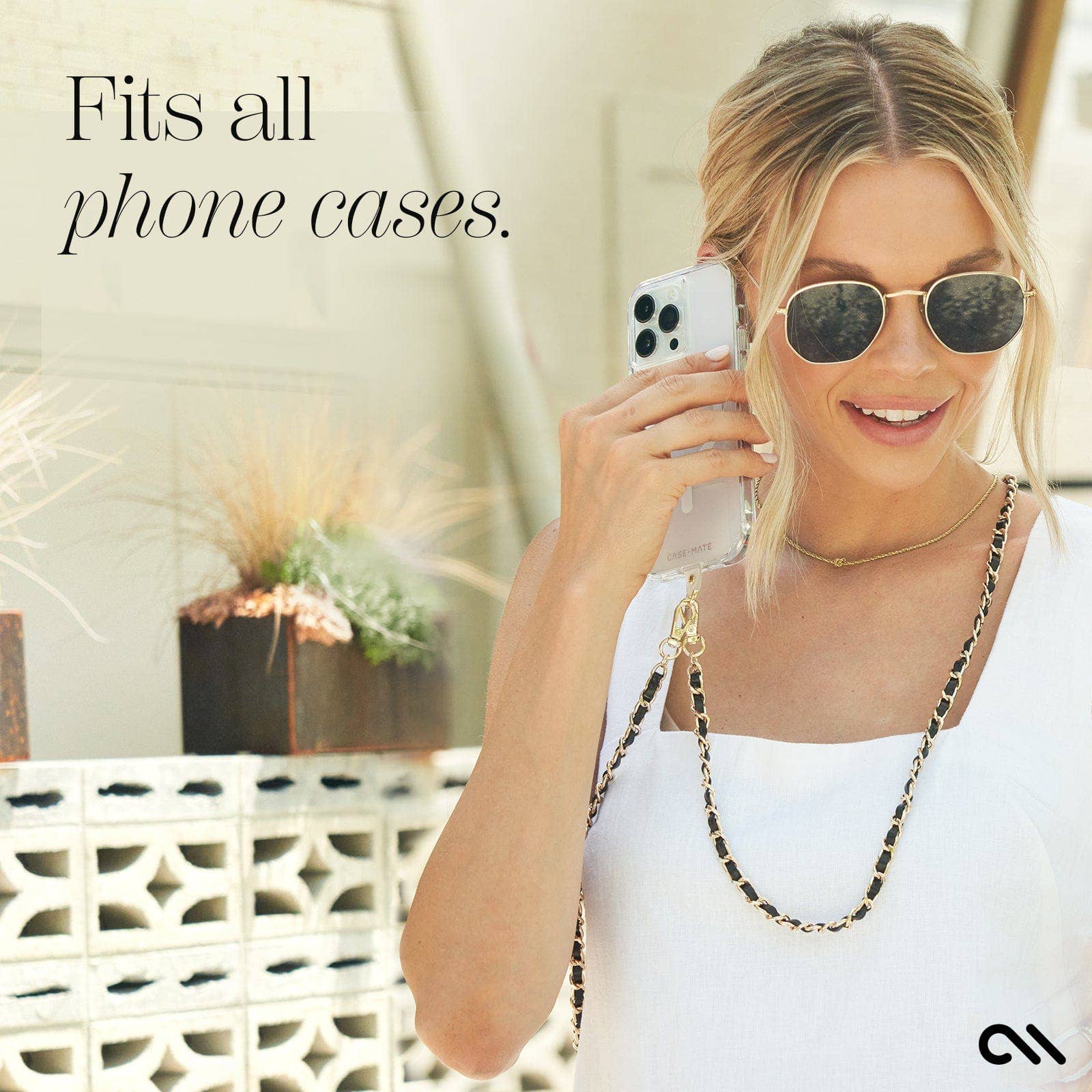 Gold Chain/Black Leather Phone Crossbody: Gold/Black