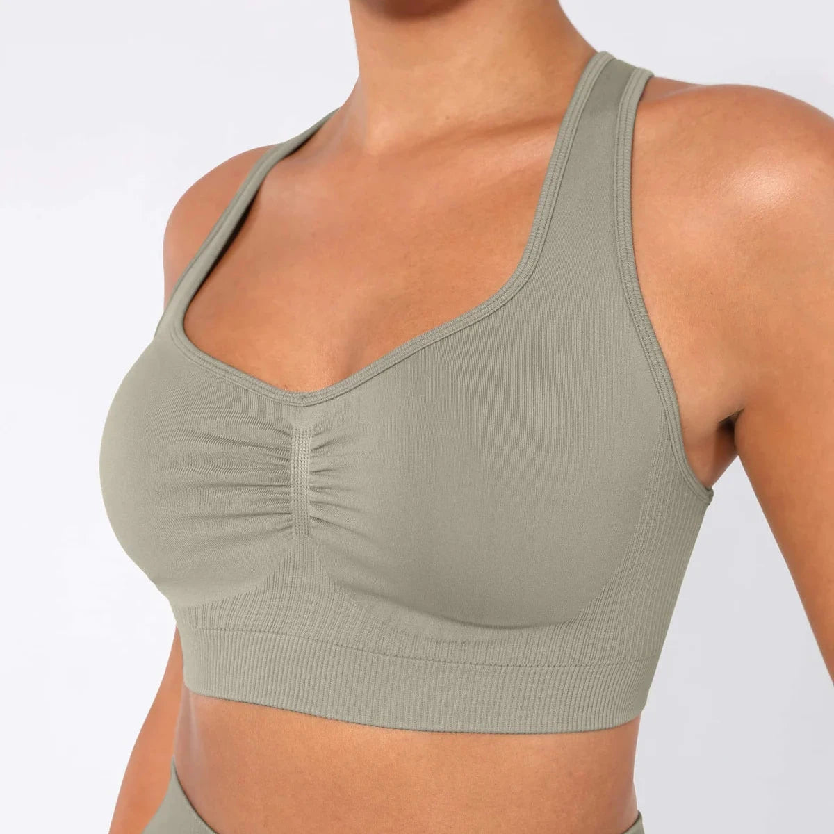 Seamless Bust Support Racerback Sports Bra with Removable Cups