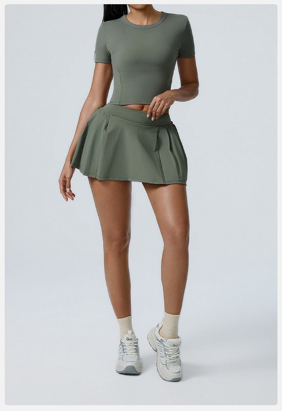 MoveEase Performance Set – High-Stretch Shirt & Skort