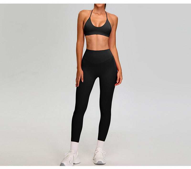 Sleek Yoga Sports Bra and High-Waisted Leggings Set